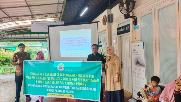Pengabdian Masyarakat dari Prodi Farmasi Klinis, Bekerjasama dengan RSI Siti Rahmah